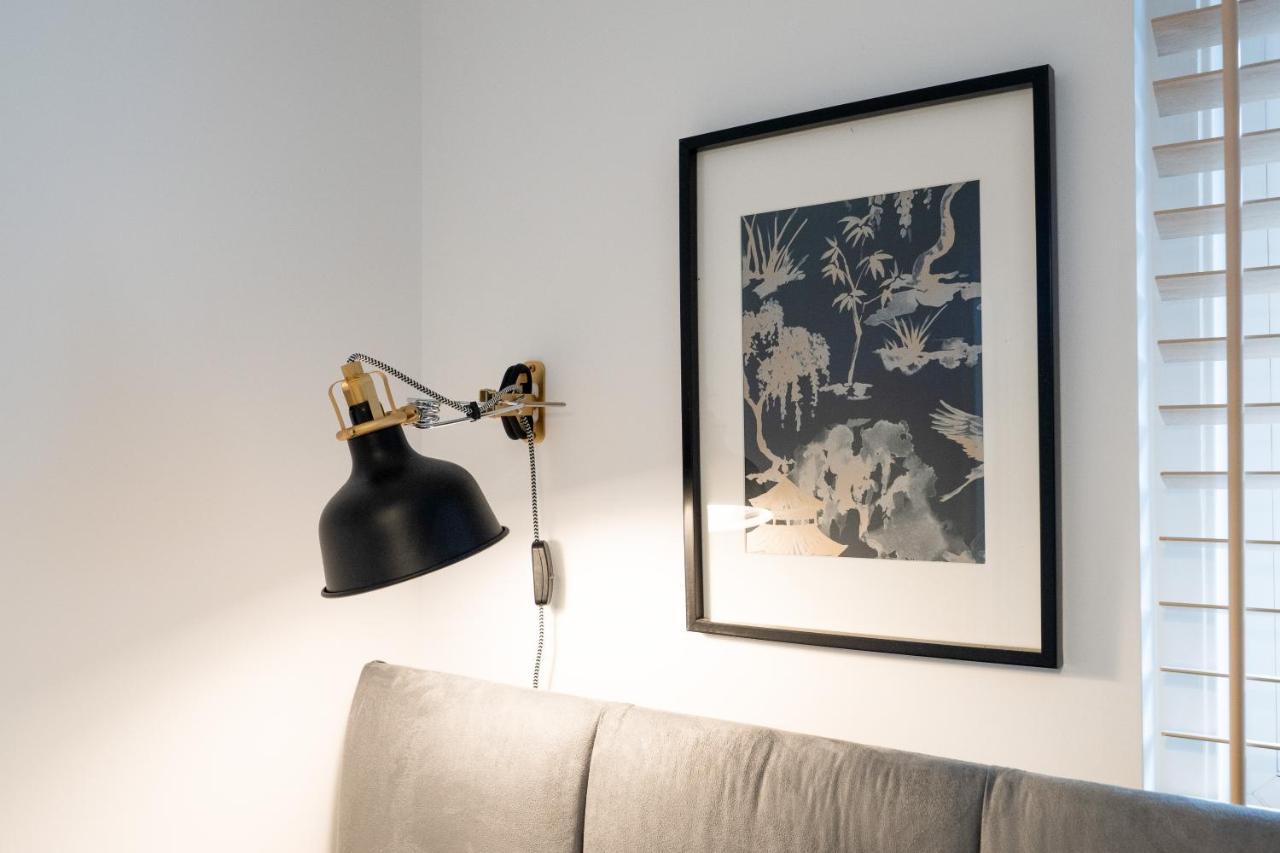 Stunning 2-Bedroom Home In City Centre With Wi-Fi! Royal Tunbridge Wells Bagian luar foto