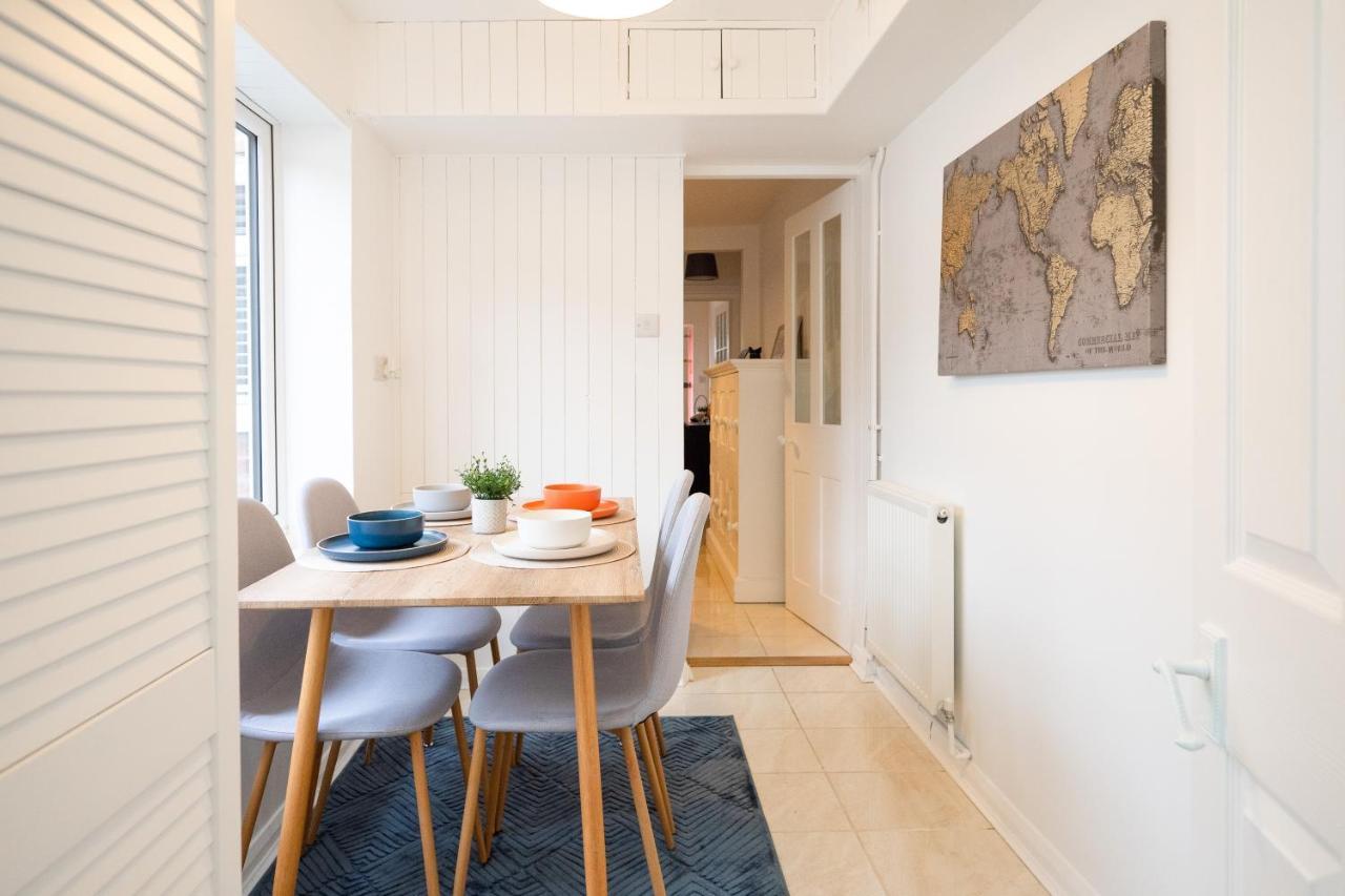 Stunning 2-Bedroom Home In City Centre With Wi-Fi! Royal Tunbridge Wells Bagian luar foto