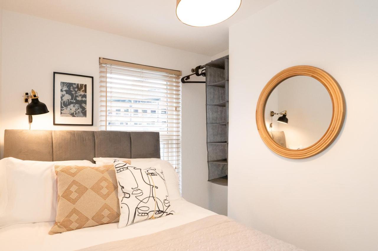 Stunning 2-Bedroom Home In City Centre With Wi-Fi! Royal Tunbridge Wells Bagian luar foto